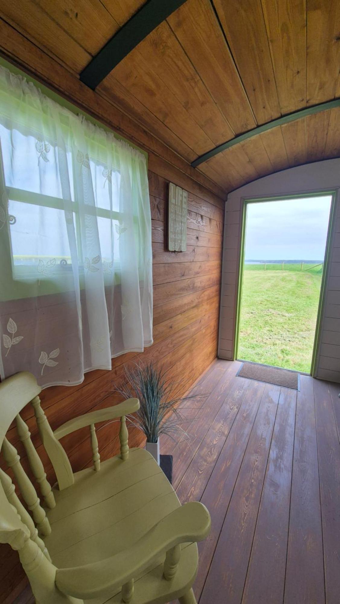 Coast Path Camping Saint Ishmaels  Exteriör bild