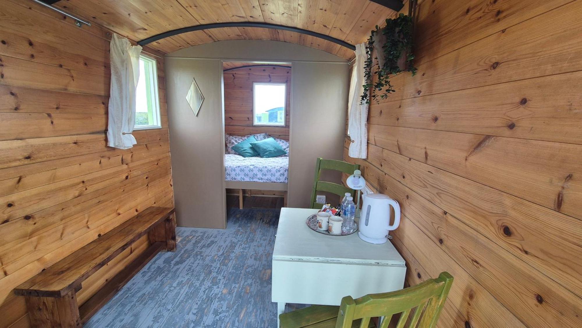 Coast Path Camping Saint Ishmaels  Exteriör bild